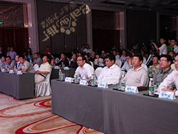 我省中小企業(yè)迎來重大利好 省經(jīng)信委聯(lián)合百度開展大規(guī)模幫扶計(jì)劃